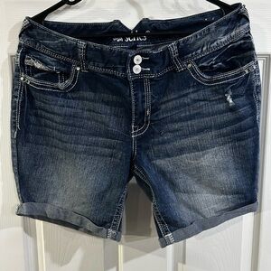 Stylish Denim Women's Shorts